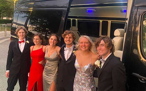 charleston-proms Party Bus Charleston, SC - Charleston Black Cab