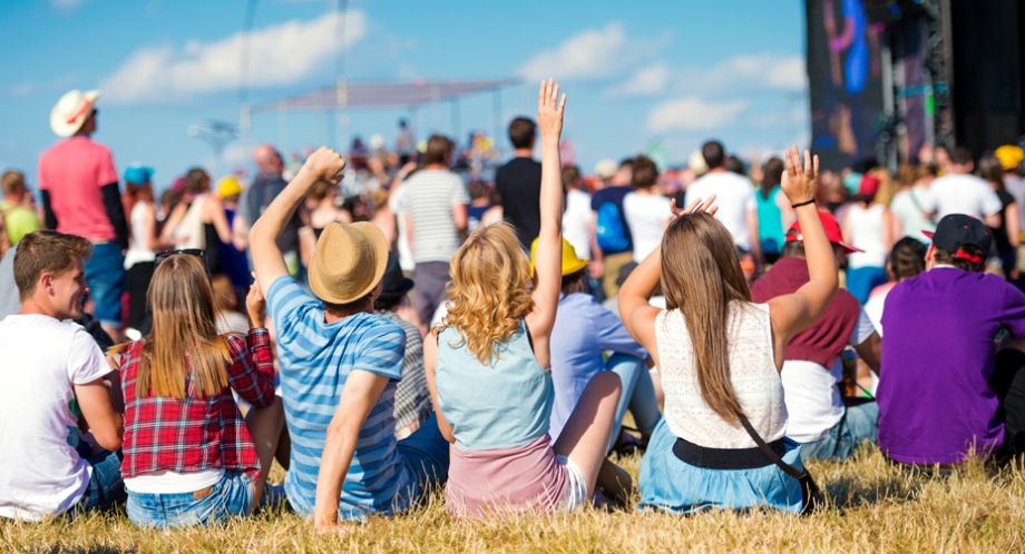 black-cab-high-tide-01 Hightide Festival Rides: Door-to-Dancefloor with Black Cab