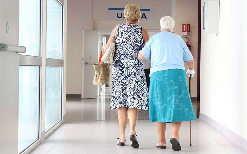 medical-and-senior-transportation-thumb-01 Limo Service in Charleston, SC | Charleston Black Cab Company