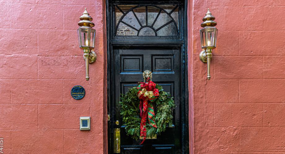 fb9c98f9 Top 7 Activities for a Merry Charleston Christmas 🎄